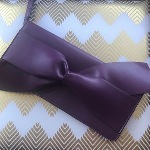 Bow Party Clutch